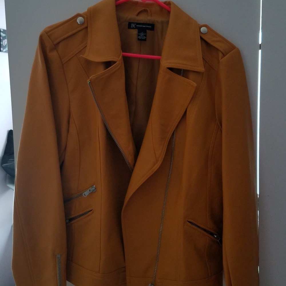 Leather jacket - Picture 2 of 3